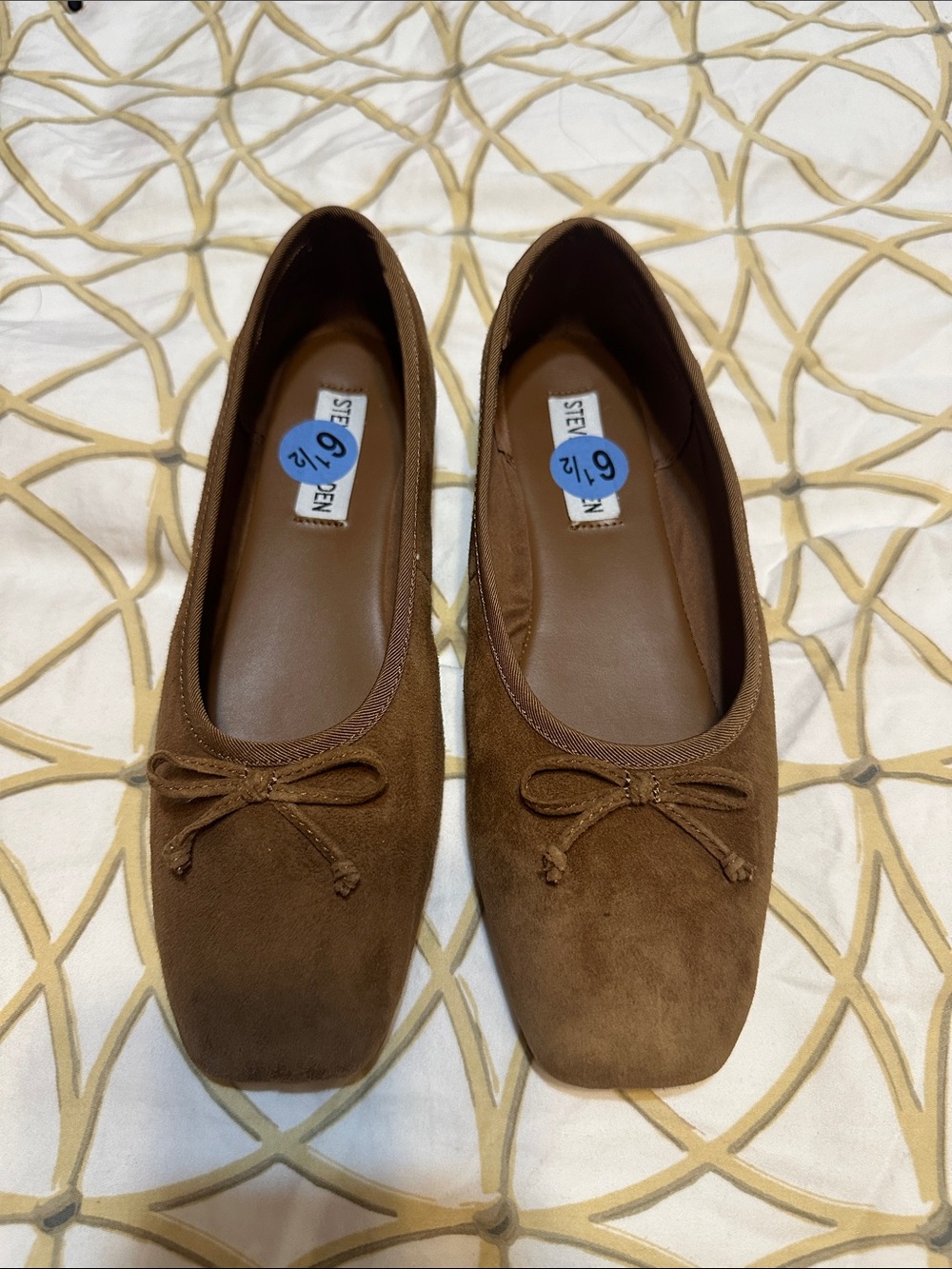 Steve Madden Chestnut Suede Ballet Flats with Bow
